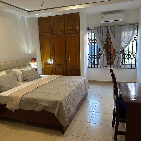 D Barfi Guesthouse, Excellent Location คูมาซี ภายนอก รูปภาพ