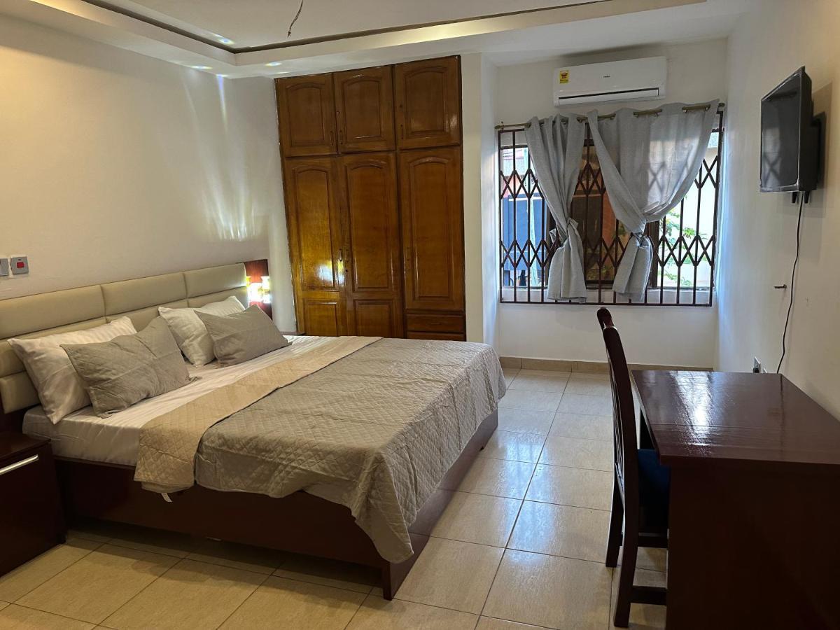 D Barfi Guesthouse, Excellent Location คูมาซี ภายนอก รูปภาพ